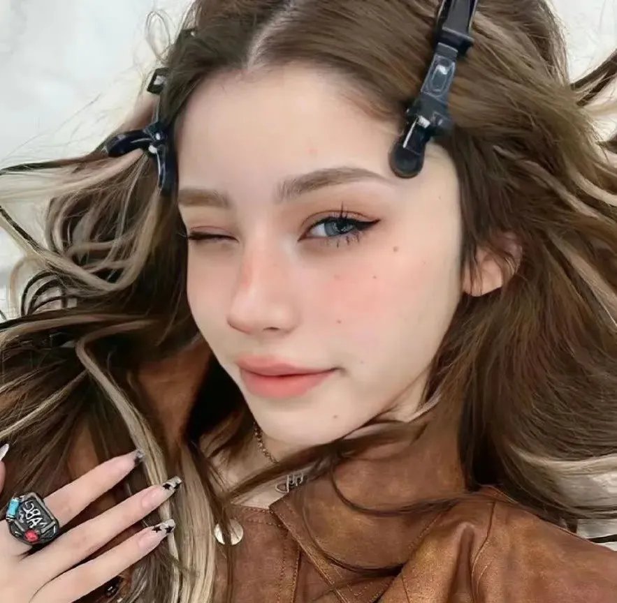 玉华留影暖晨晖